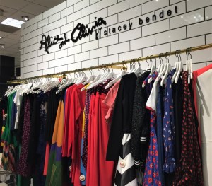 Alice and Olivia Spring 2018 collection, bold colors and floral patterns